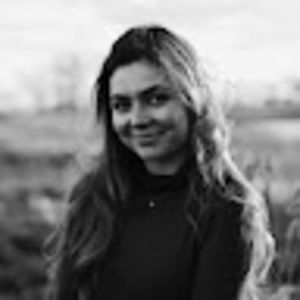 Meet your Posher, Caroline